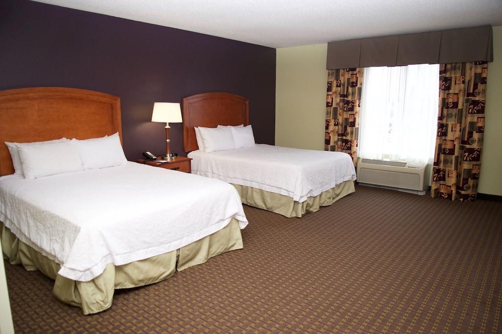 Hampton Inn & Suites Moline-Quad City Int'L Aprt Buitenkant foto