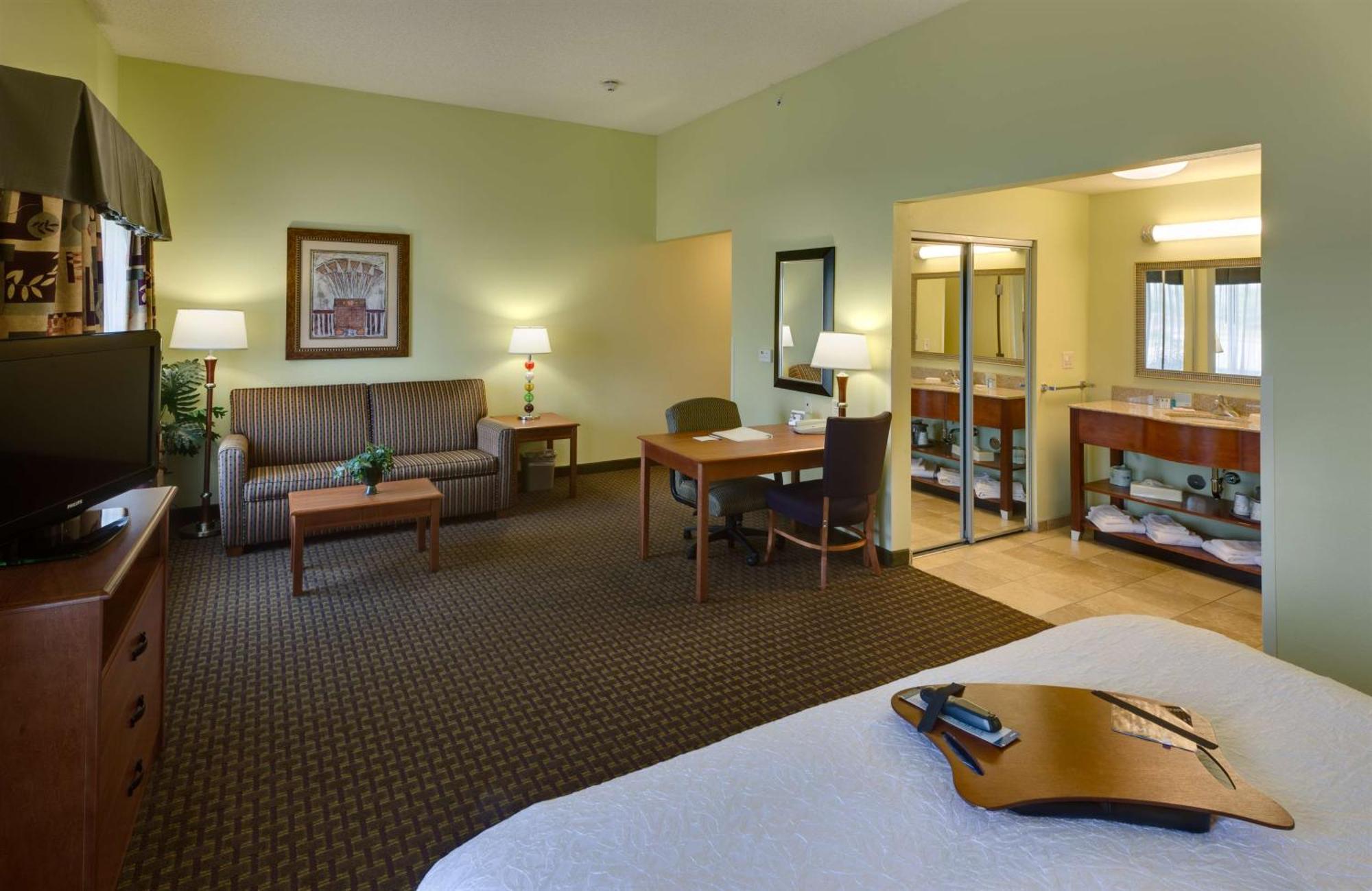 Hampton Inn & Suites Moline-Quad City Int'L Aprt Buitenkant foto